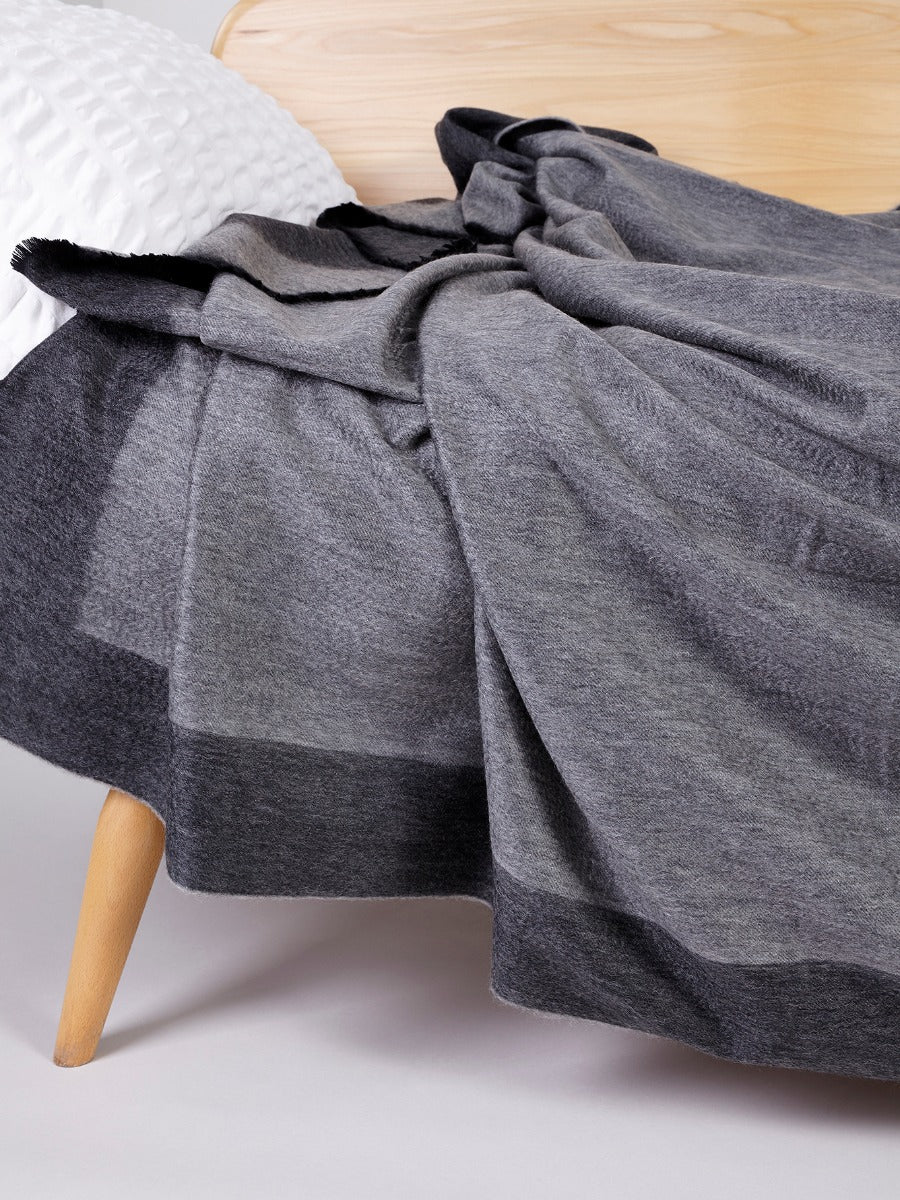 Arran Border Charcoal Grey Cashmere Blanket | Begg x Co