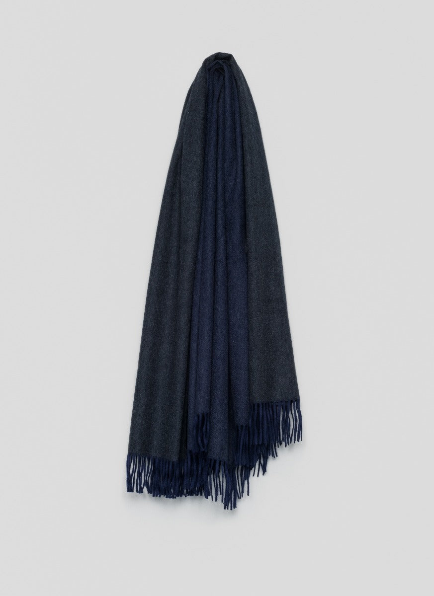 Arran Reversible Cashmere Throw Navy Charcoal | Begg x Co