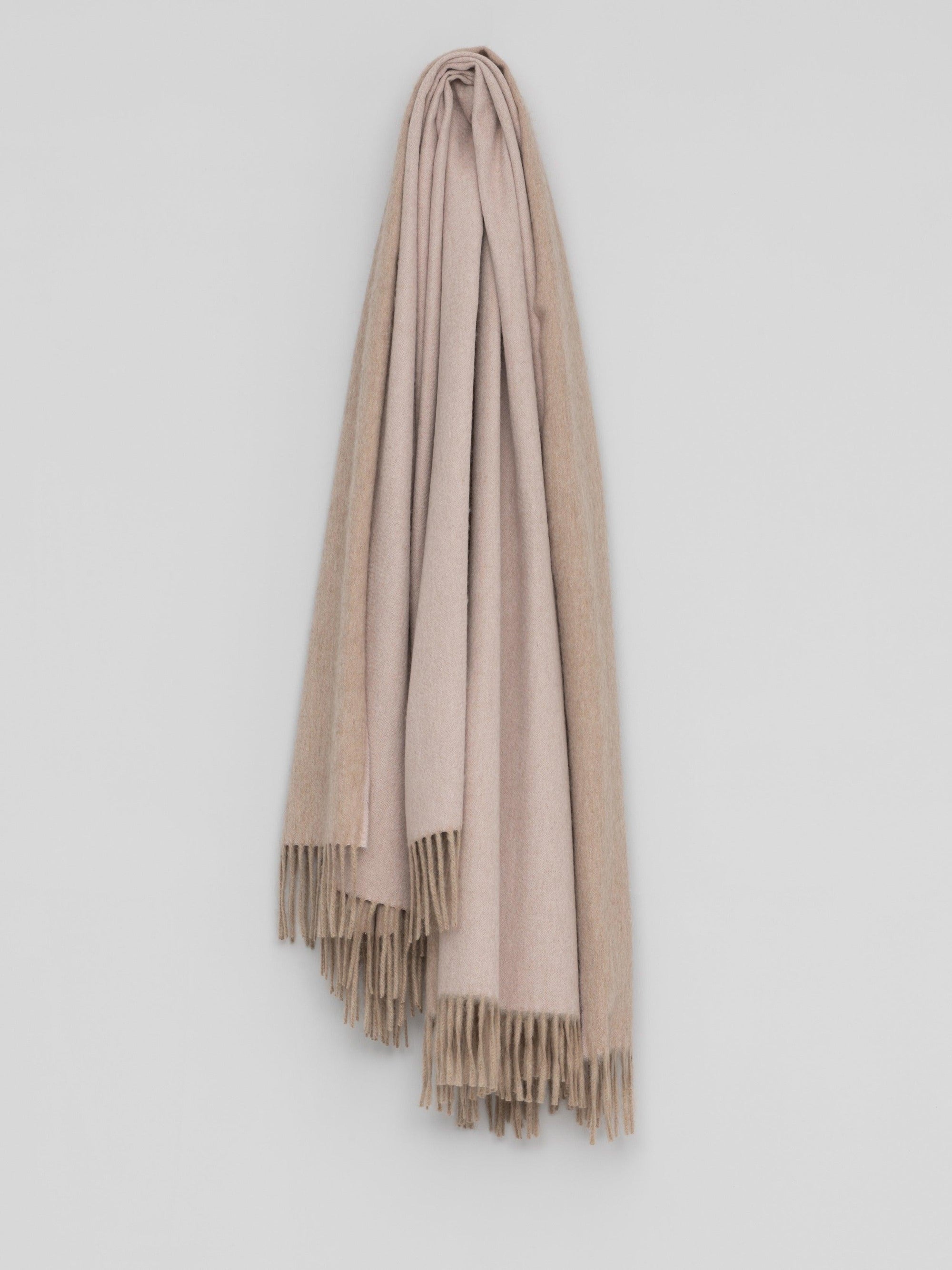 Arran Reversible Stone Pink Cashmere Throw | Begg x Co