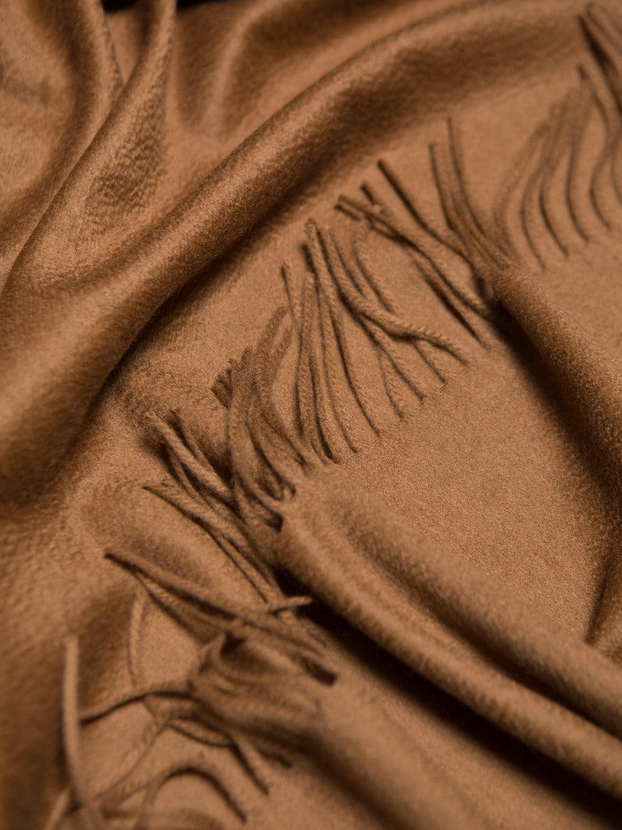 Men's Luxury Cashmere Scarf in vicuna | Begg x Co