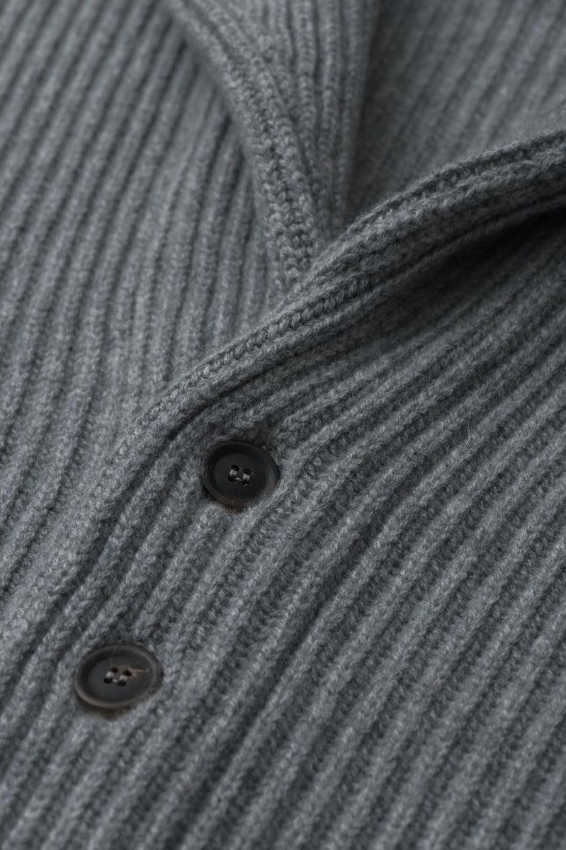 Luxury Cashmere Shawl Collar Cardigan in Grey detail