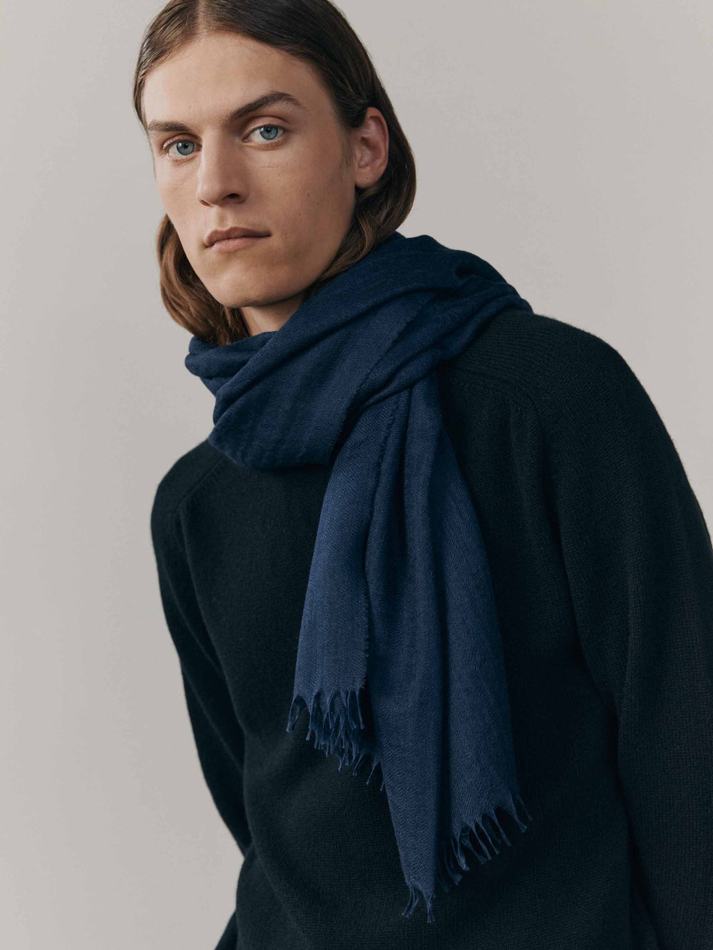 Staffa Mens Cashmere Silk Scarf Navy | Begg x Co