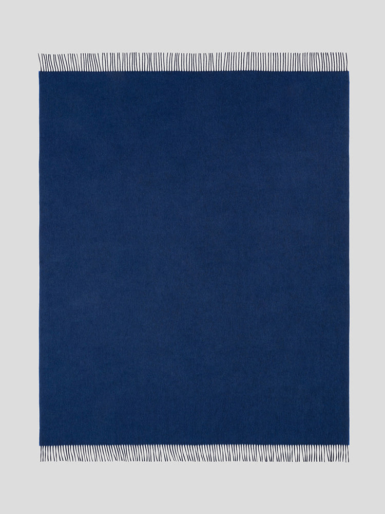 Arran Reversible Cashmere Throw Navy Sapphire - Begg x Co