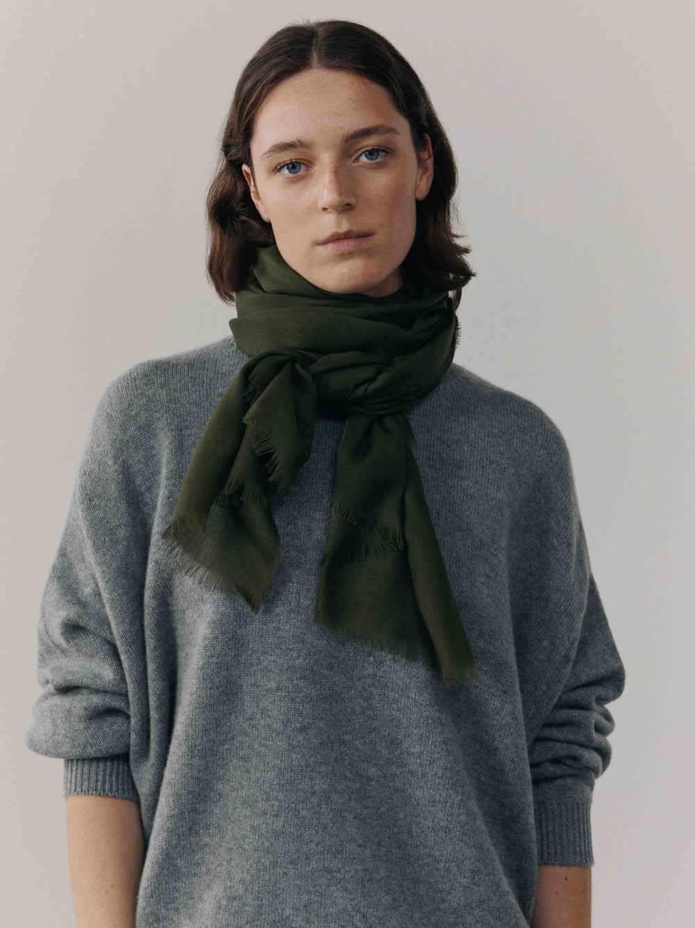 Wispy Plain Womens Superfine Cashmere Scarf Army | Begg x Co