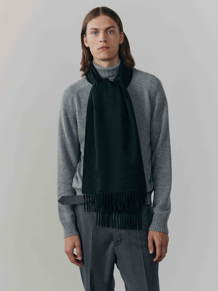 Arran Solid Men's Cashmere Scarf in Black | Begg x Co