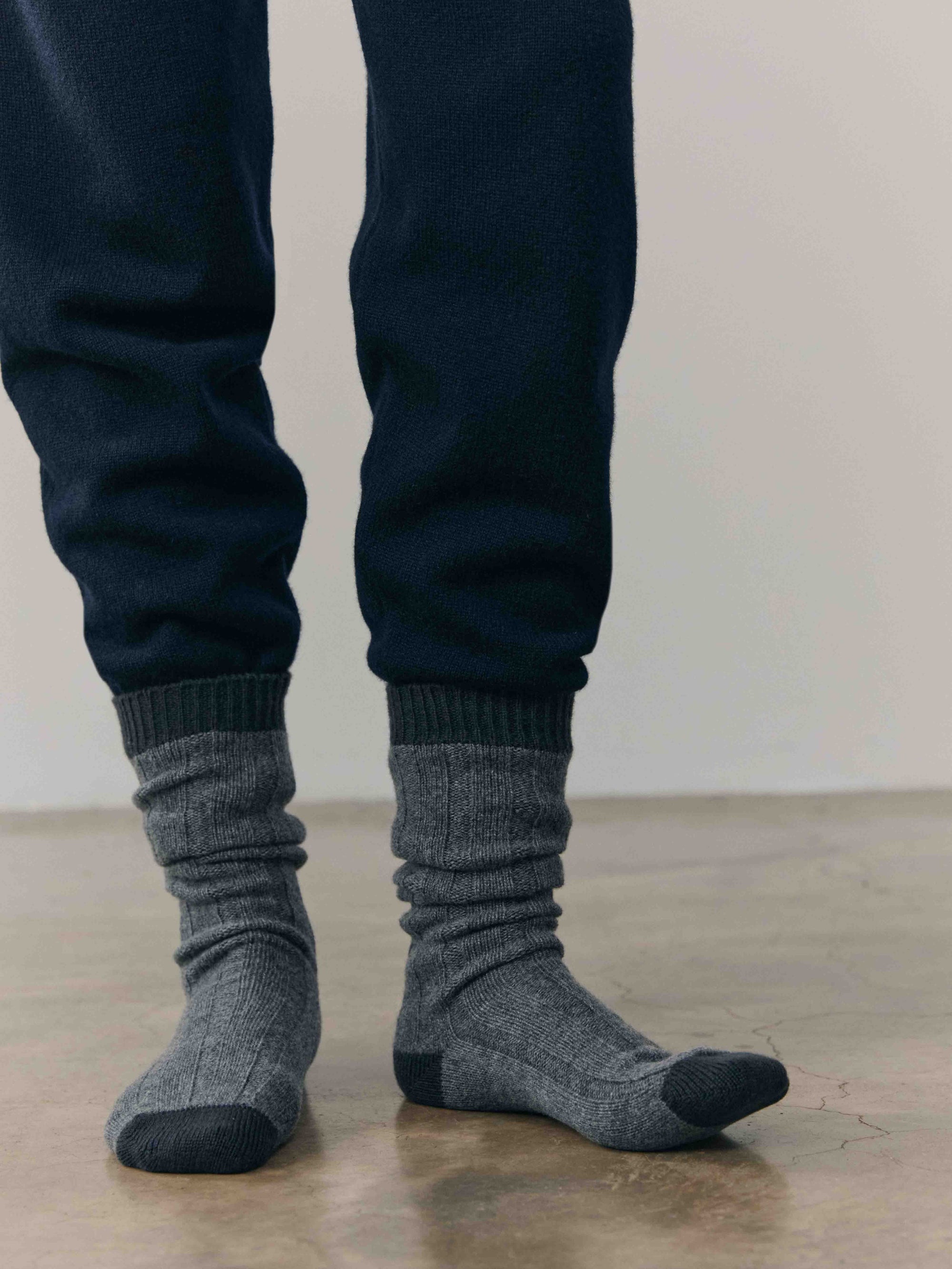 Mens Tipped Cashmere Socks Siberian Grey | Begg x Co