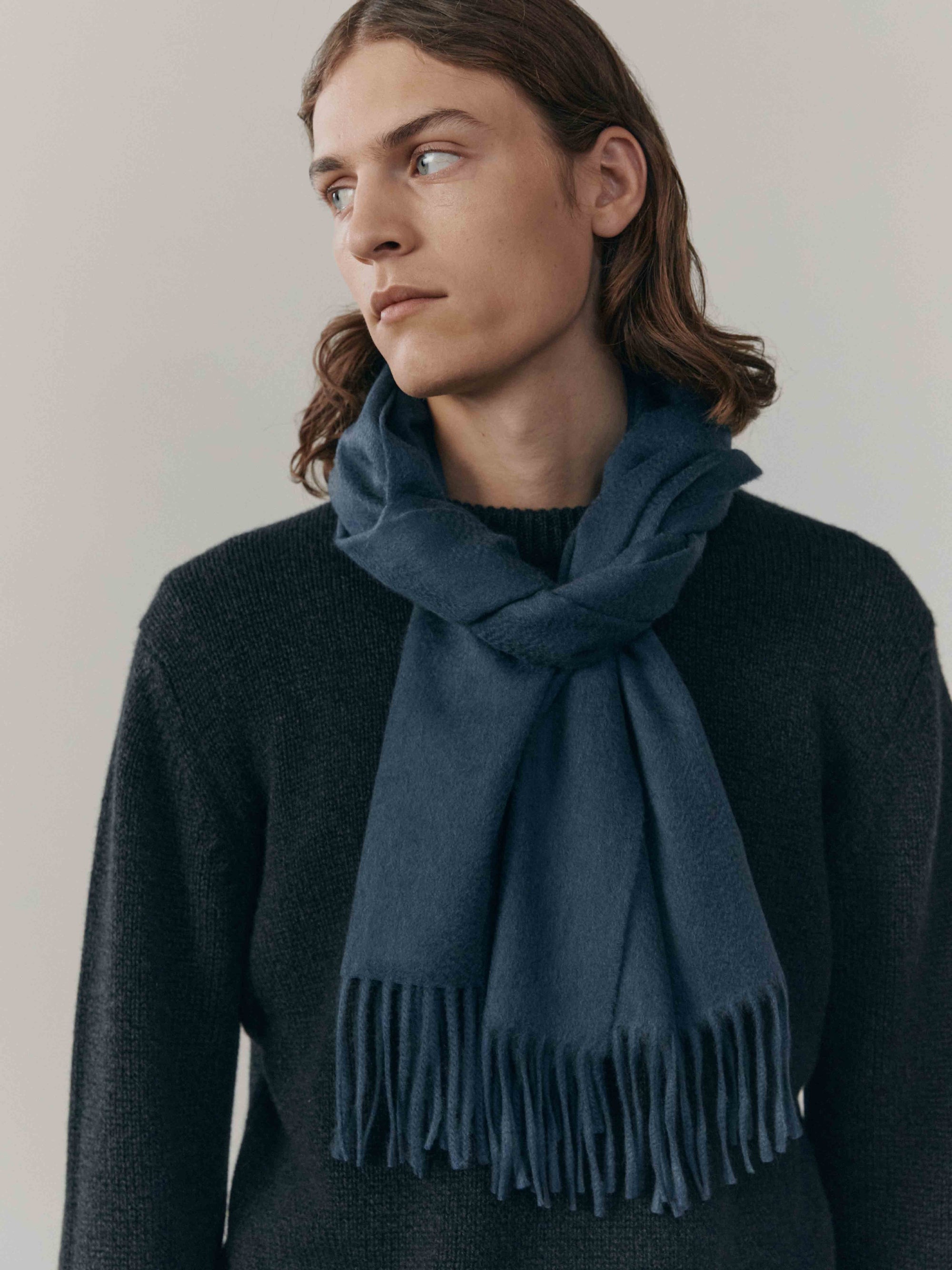 Arran Solid Men's Cashmere Scarf in Slate | Begg x Co