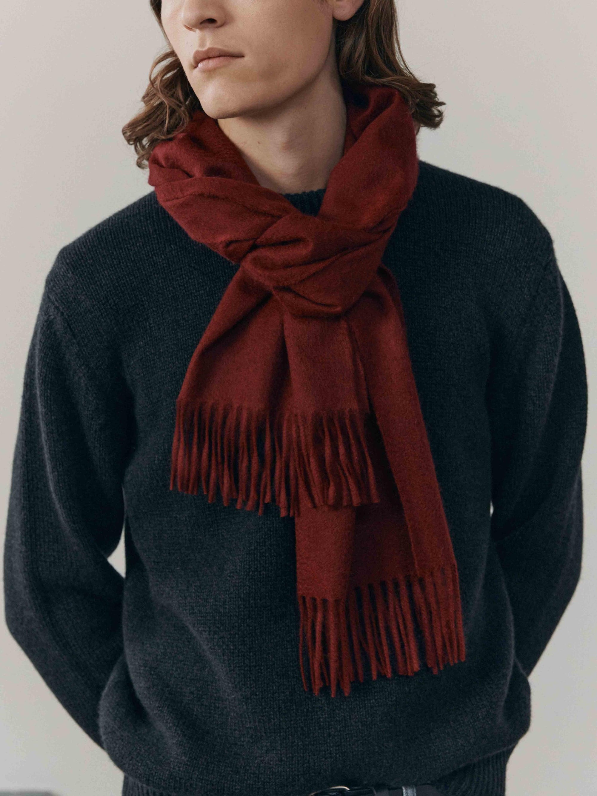 Arran Plain Mens Cashmere Small Scarf Wine | Begg x Co