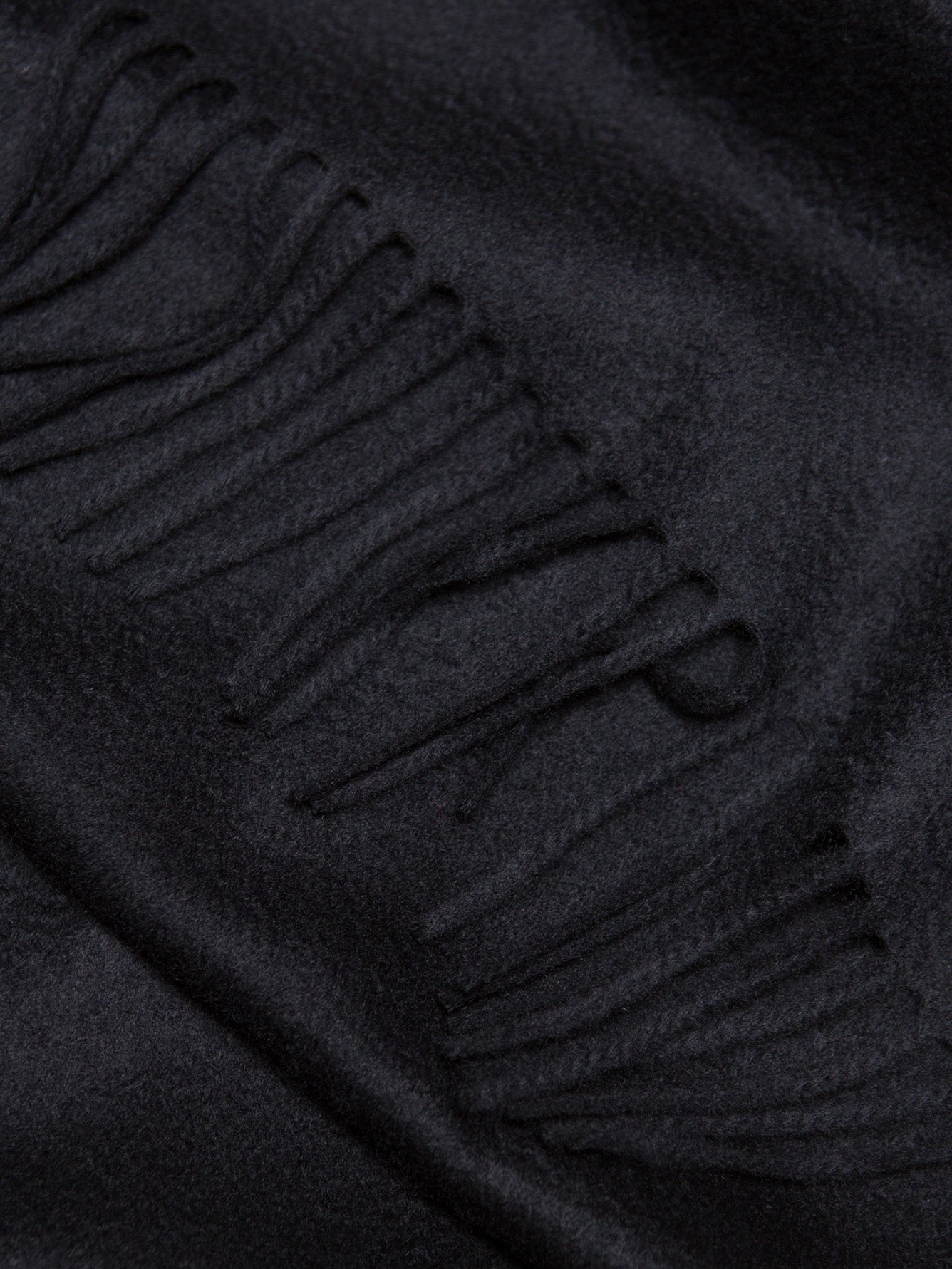 Arran Plain Womens Cashmere Scarf Black Detail | Begg x Co