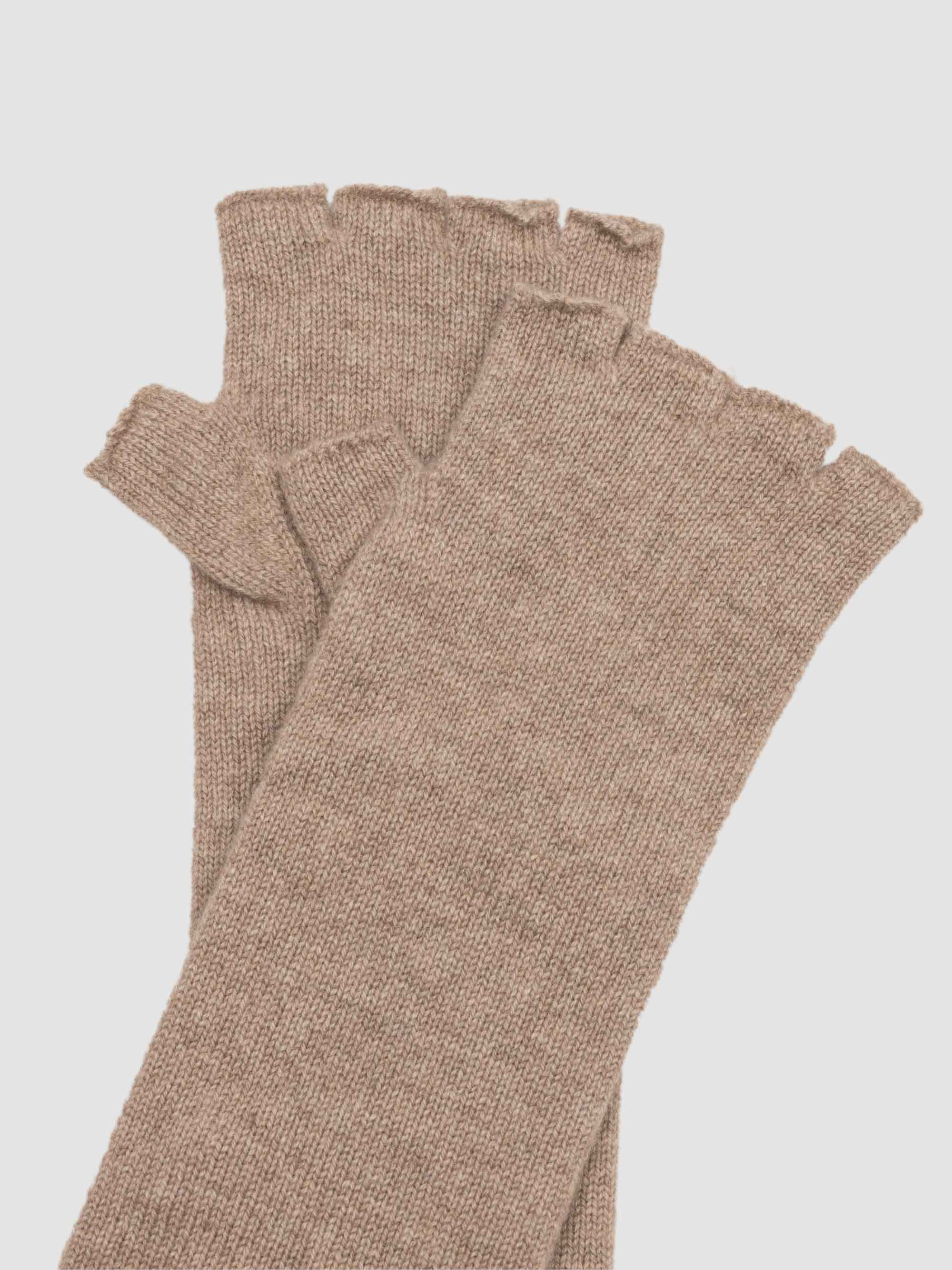 Men's Scapa Wristy Cashmere Knitted Gloves Dark Stone | Begg x Co