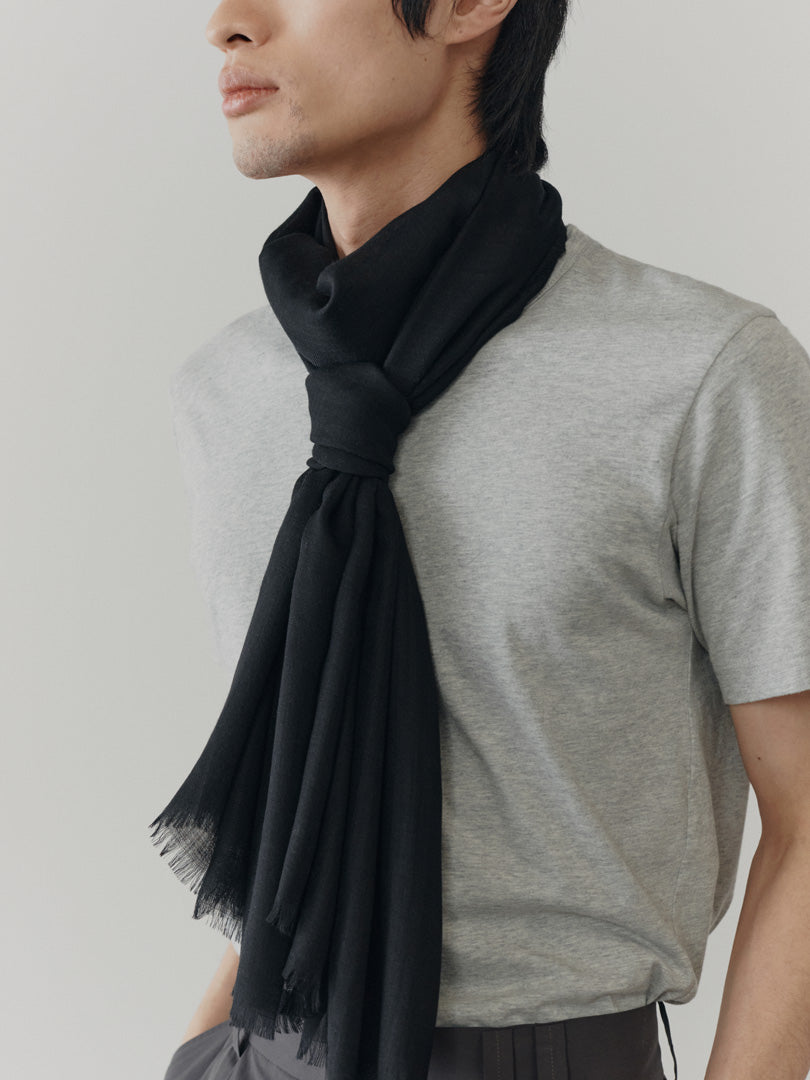 Wispy Plain Mens Cashmere Scarf Black | Begg x Co