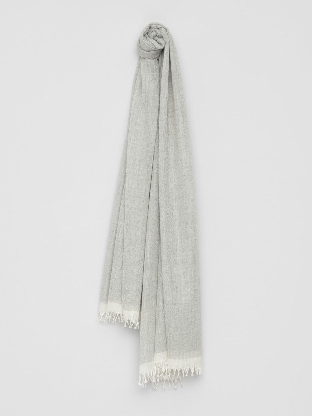 Women's Staffa Behenna Cashmere Silk Scarf Light Grey - Begg x Co